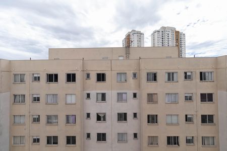 Apartamento à venda com 40m², 2 quartos e 1 vaga Apartamento à venda com 40m², 2 quartos e 1 vagaVista Quarto 2