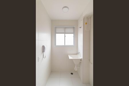 Apartamento à venda com 40m², 2 quartos e 1 vaga Apartamento à venda com 40m², 2 quartos e 1 vagaCozinha e Área de Serviço