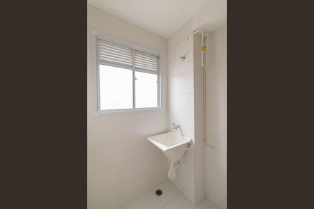 Apartamento à venda com 40m², 2 quartos e 1 vaga Apartamento à venda com 40m², 2 quartos e 1 vagaCozinha e Área de Serviço