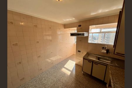 Apartamento para alugar com 61m², 2 quartos e 1 vagaCozinha