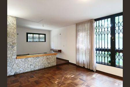 Casa à venda com 231m², 3 quartos e 4 vagas Casa à venda com 231m², 3 quartos e 4 vagasSala