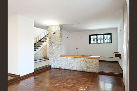 Casa à venda com 231m², 3 quartos e 4 vagas Casa à venda com 231m², 3 quartos e 4 vagasSala