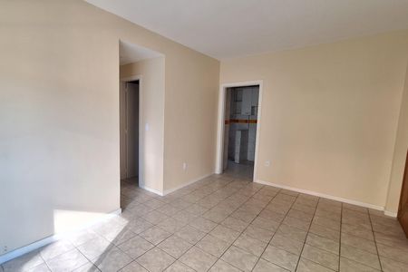 Casa para alugar com 60m², 2 quartos e 1 vagaSala