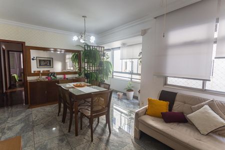 Sala de apartamento para alugar com 3 quartos, 84m² em Santa Efigênia, Belo Horizonte