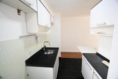 Apartamento à venda com 84m², 3 quartos e 1 vagaCozinha