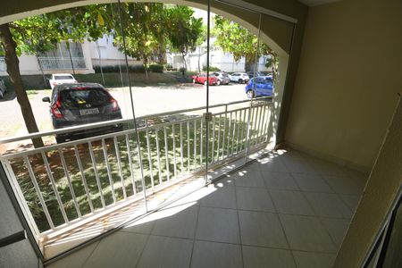 Varanda gourmet de apartamento à venda com 3 quartos, 84m² em Loteamento Center Santa Genebra, Campinas
