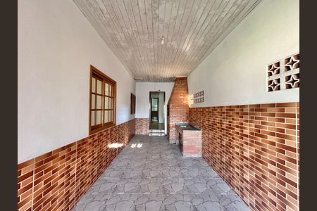 Casa à venda com 130m², 4 quartos e 2 vagasGaragem
