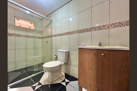 Casa à venda com 130m², 4 quartos e 2 vagasBanheiro