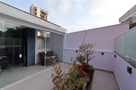 Apartamento à venda com 200m², 4 quartos e 3 vagasQuintal