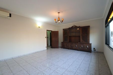 Casa para alugar com 262m², 5 quartos e 5 vagasSala