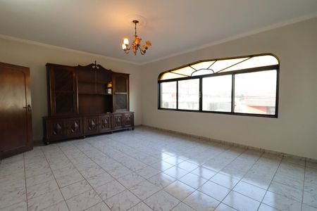 Casa para alugar com 262m², 5 quartos e 5 vagasSala