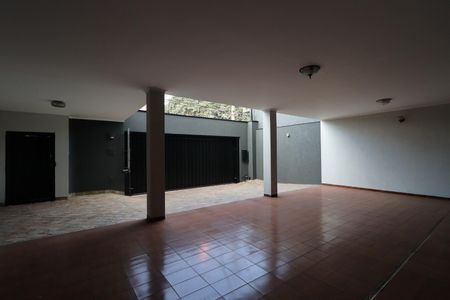 Casa para alugar com 262m², 5 quartos e 5 vagasGaragem