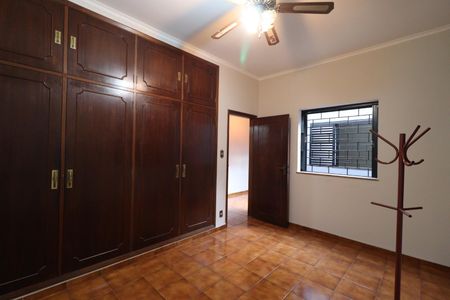 Casa para alugar com 262m², 5 quartos e 5 vagasQuarto 1