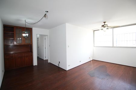 Apartamento à venda com 115m², 3 quartos e 1 vaga Apartamento à venda com 115m², 3 quartos e 1 vagaSala