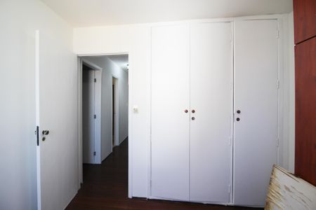 Apartamento à venda com 115m², 3 quartos e 1 vaga Apartamento à venda com 115m², 3 quartos e 1 vagaQuarto 3