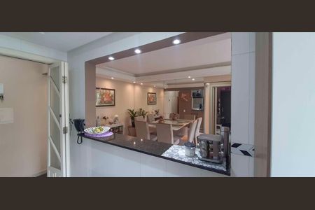 Apartamento à venda com 56m², 2 quartos e 1 vaga