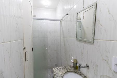 Casa à venda com 150m², 2 quartos e 4 vagas Casa à venda com 150m², 2 quartos e 4 vagasBanheiro da Suíte