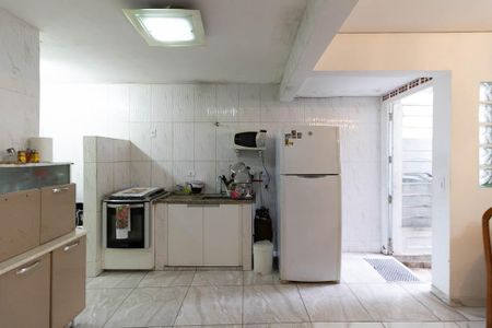 Casa à venda com 150m², 2 quartos e 4 vagas Casa à venda com 150m², 2 quartos e 4 vagasCozinha