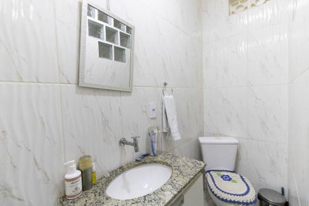 Casa à venda com 150m², 2 quartos e 4 vagas Casa à venda com 150m², 2 quartos e 4 vagasBanheiro da Suíte