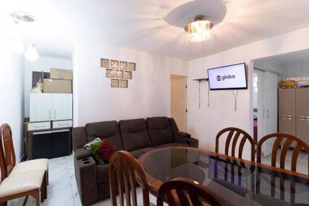 Casa à venda com 150m², 2 quartos e 4 vagas Casa à venda com 150m², 2 quartos e 4 vagasSala