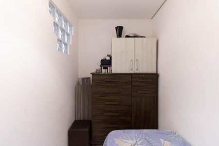 Casa à venda com 150m², 2 quartos e 4 vagas Casa à venda com 150m², 2 quartos e 4 vagasQuarto