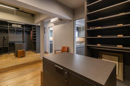 Apartamento à venda com 267m², 3 quartos e 3 vagasCloset da suíte 1