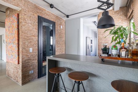 Apartamento à venda com 267m², 3 quartos e 3 vagasBar com Adega