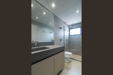 Apartamento à venda com 267m², 3 quartos e 3 vagasBanheiro da Suíte 2