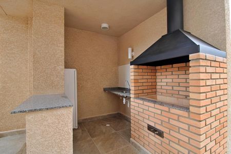 Apartamento para alugar com 40m², 2 quartos e 1 vagaÁrea comum - Churrasqueira