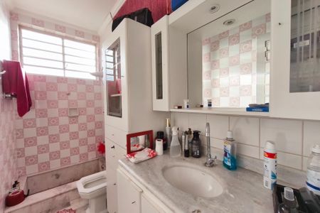 Casa para alugar com 250m², 2 quartos e 4 vagasBanheiro Social