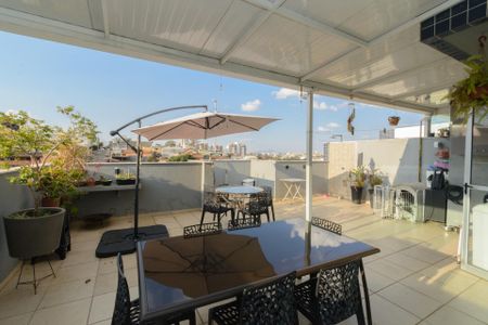 Apartamento à venda com 106m², 2 quartos e 2 vagasCobertura