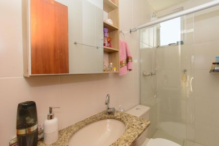 Apartamento à venda com 106m², 2 quartos e 2 vagasBanheiro Social