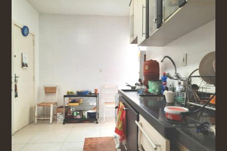 Apartamento à venda com 106m², 2 quartos e 1 vaga