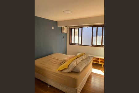 Casa à venda com 5 quartos, 125m² em Sapê, Niterói