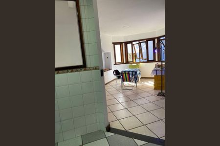 Casa à venda com 5 quartos, 125m² em Sapê, Niterói