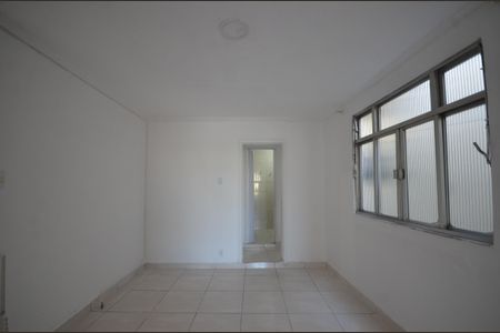 Apartamento à venda com 70m², 2 quartos e sem vagaSala