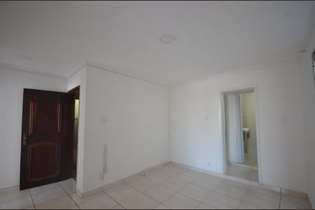 Apartamento à venda com 70m², 2 quartos e sem vagaSala