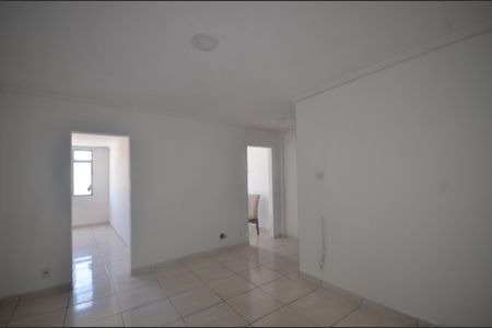 Apartamento à venda com 70m², 2 quartos e sem vagaSala