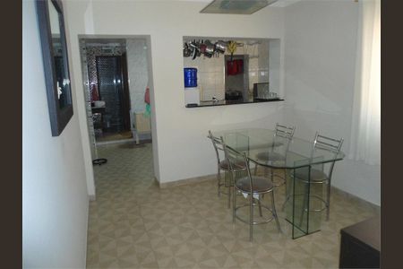 Casa à venda com 3 quartos, 125m² em Vila Gomes, São Paulo