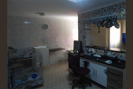 Casa à venda com 3 quartos, 125m² em Vila Gomes, São Paulo