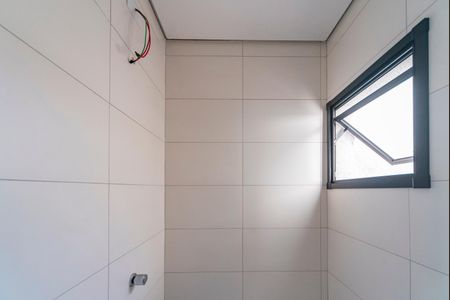 Apartamento à venda com 105m², 2 quartos e 2 vagasBanheiro do Quarto 2