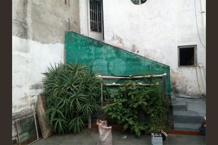 Casa à venda com 2 quartos, 218m² em Conceicao, Osasco