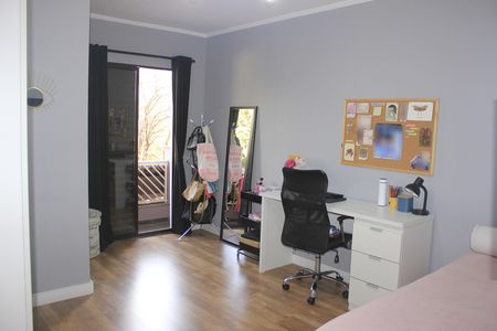 Casa à venda com 250m², 4 quartos e 4 vagasSuíte 3