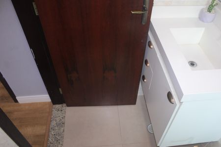 Casa à venda com 250m², 4 quartos e 4 vagasBanheiro da Suíte 2