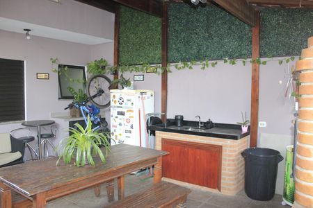 Casa à venda com 250m², 4 quartos e 4 vagasEspaço Gourmet