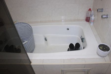 Casa à venda com 250m², 4 quartos e 4 vagasBanheiro da Suíte 1