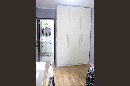 Casa à venda com 250m², 4 quartos e 4 vagasSuíte 2