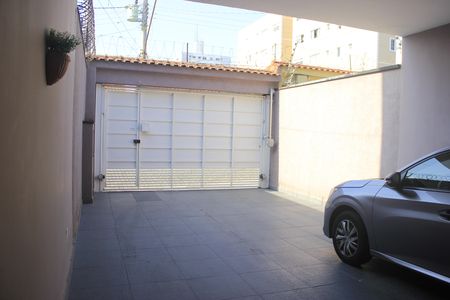 Casa à venda com 250m², 4 quartos e 4 vagasGaragem