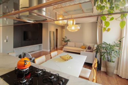 Apartamento à venda com 77m², 2 quartos e 2 vagas Apartamento à venda com 77m², 2 quartos e 2 vagasCozinha