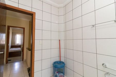 Casa à venda com 100m², 3 quartos e 1 vagaBanheiro Social